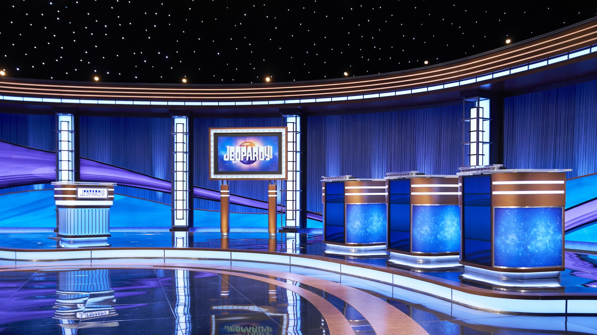 Ken Jennings Bows to the Chronically Online After AI Jeopardy Clue