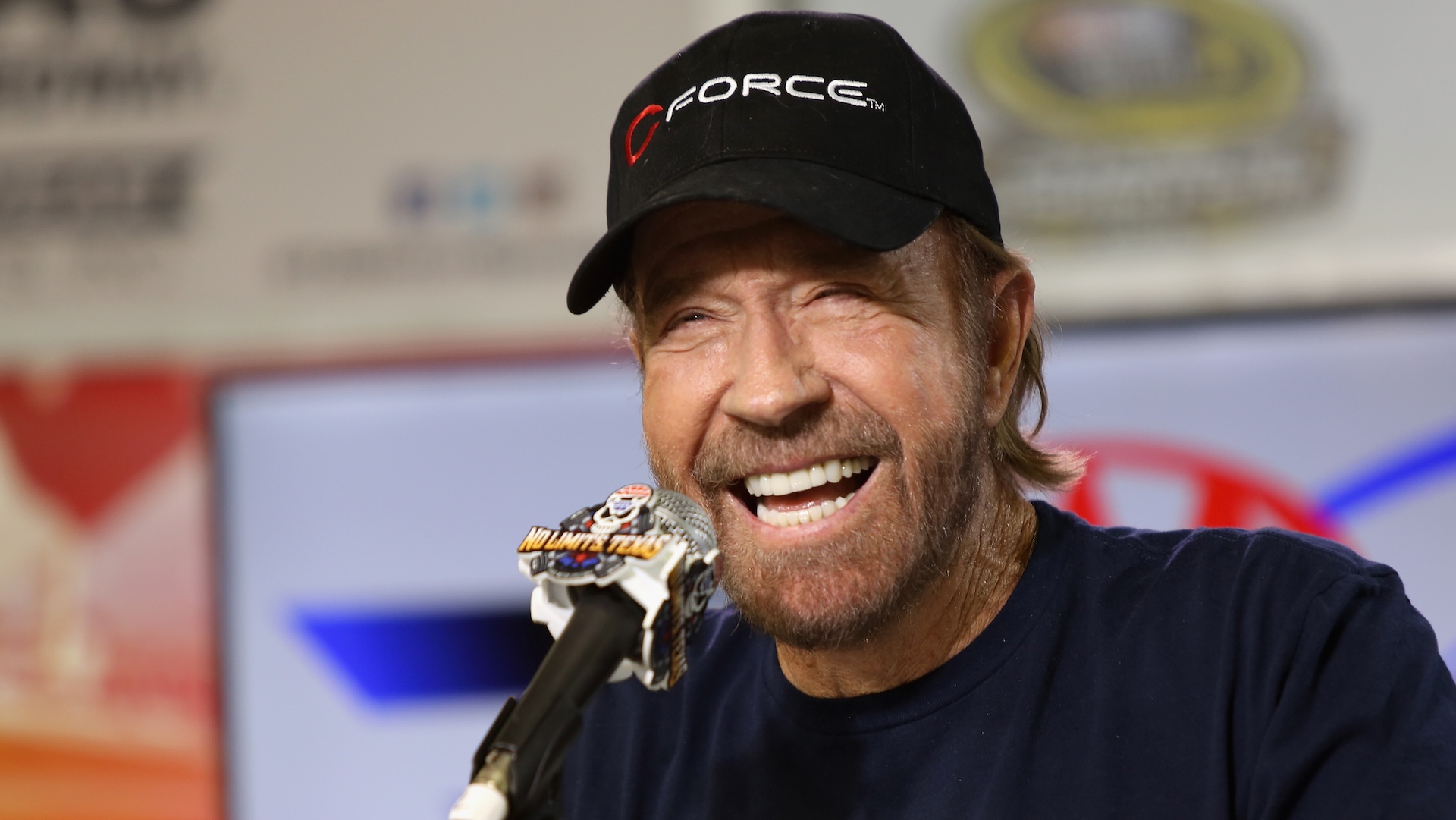 Chuck Norris’ Death Is the End of a Very Particular Millennial Humor Internet Era