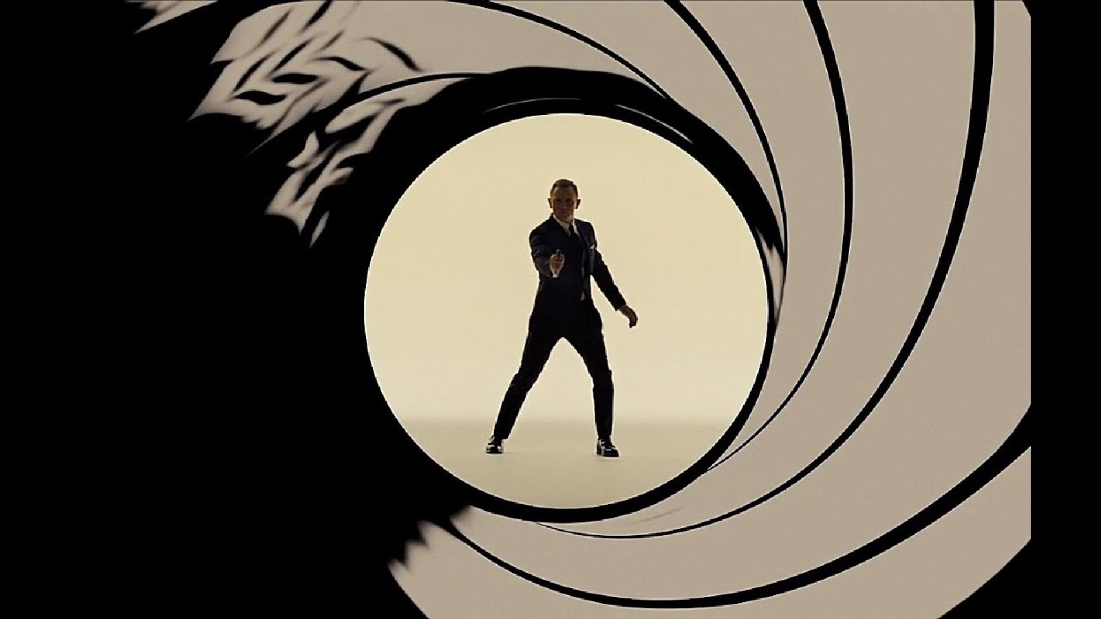 George Clooney Has an Unprompted (and Solid) Pick for the Next James Bond