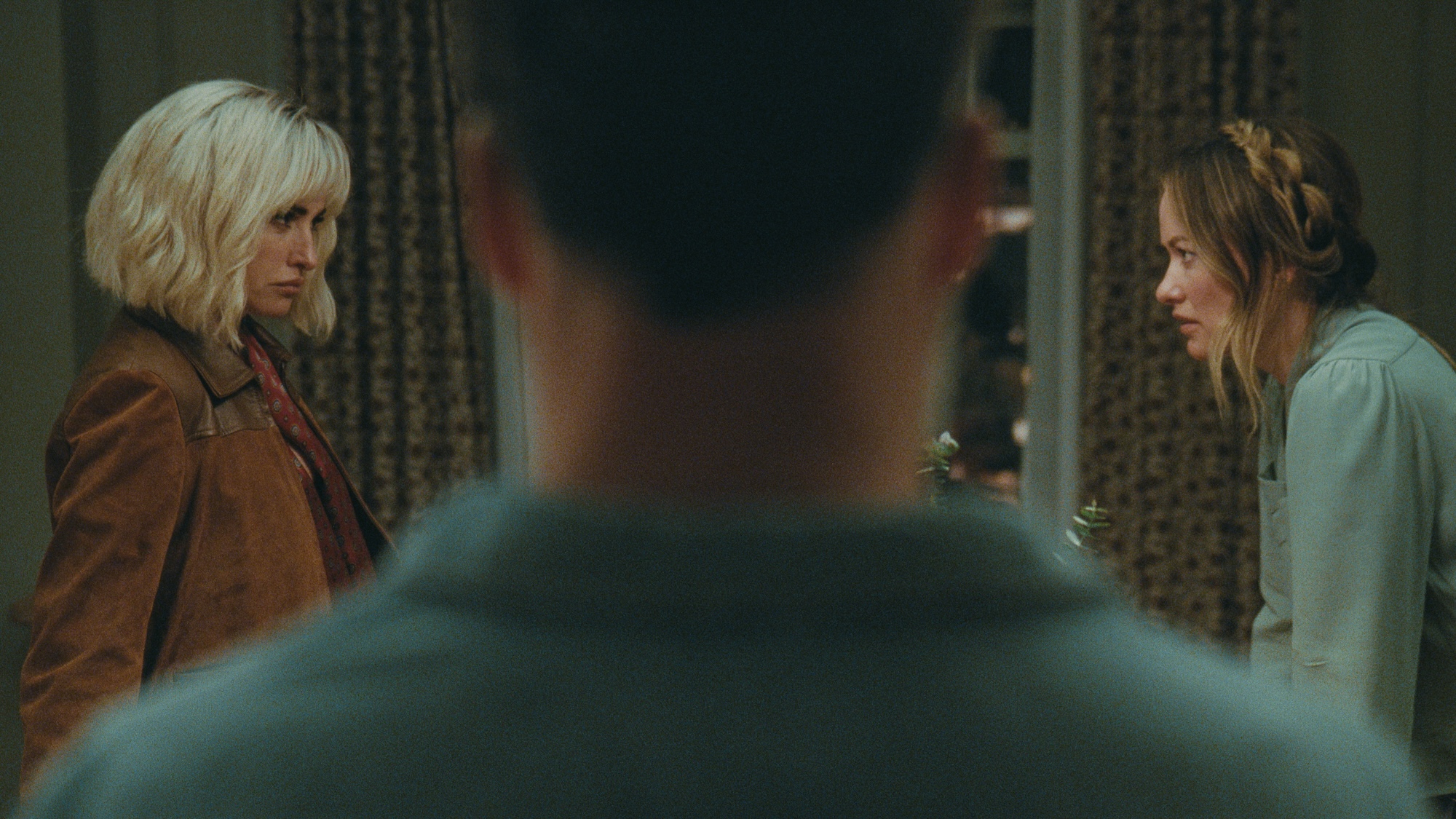 The Invite Review: Olivia Wilde’s Beguiling Sex Comedy Is the Event of Summer