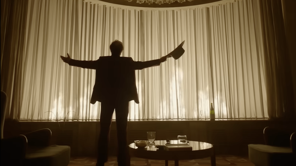 Can Digger Do for Tom Cruise What Birdman Did for Michael Keaton?