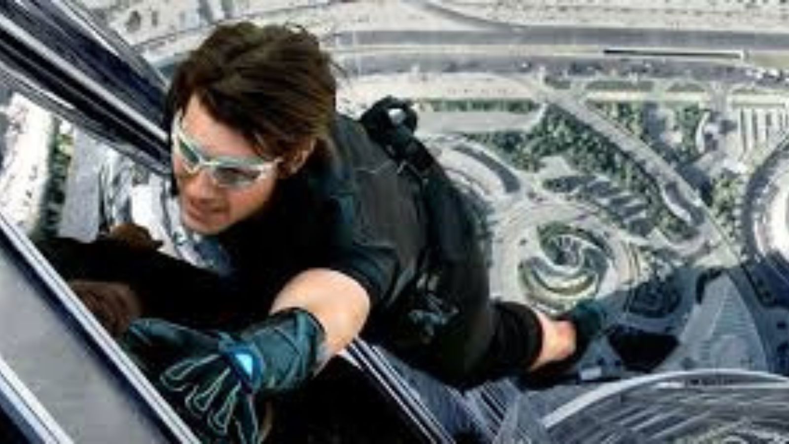 15 Movie Scenes That Were So Expensive They Nearly Got Cut